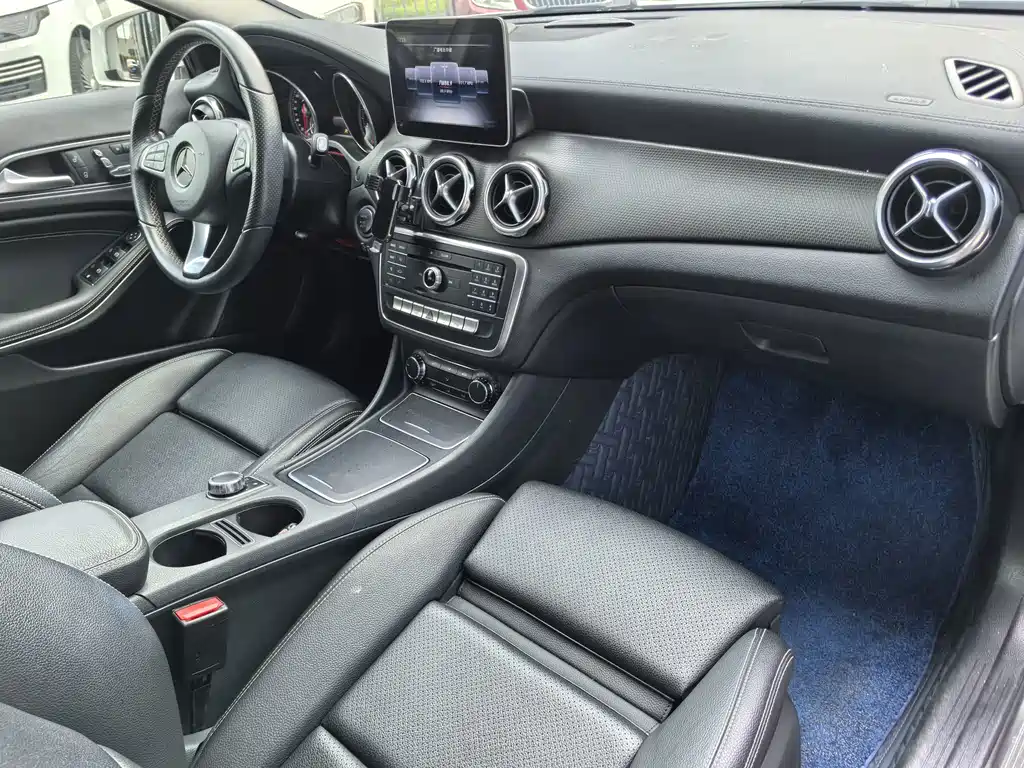 Mercedes-Benz GLA — миниатюра 14