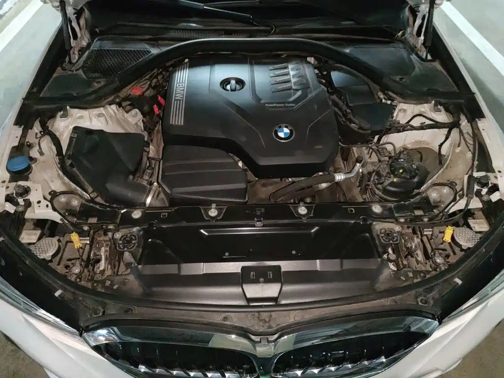 BMW 3 Series — миниатюра 21