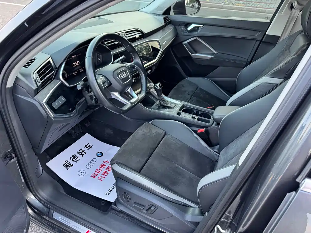 Audi Q3 2022 35 TFSI Fashion