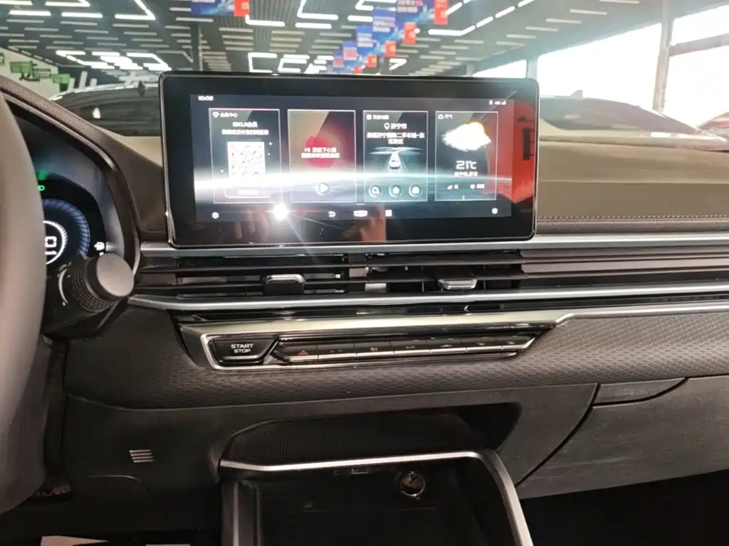 Geely Emgrand — миниатюра 13