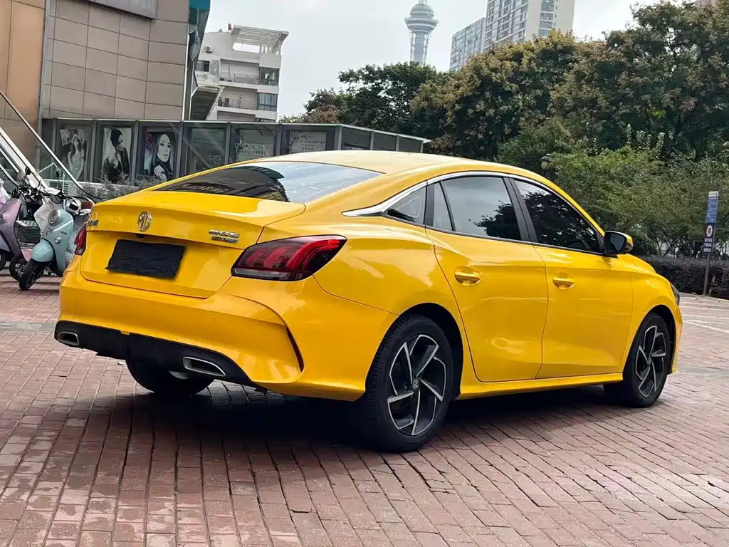 MG MG5 — миниатюра 6