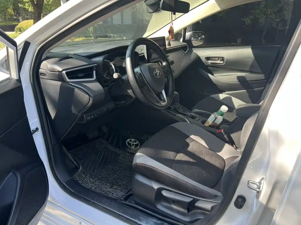Toyota Corolla — миниатюра 11
