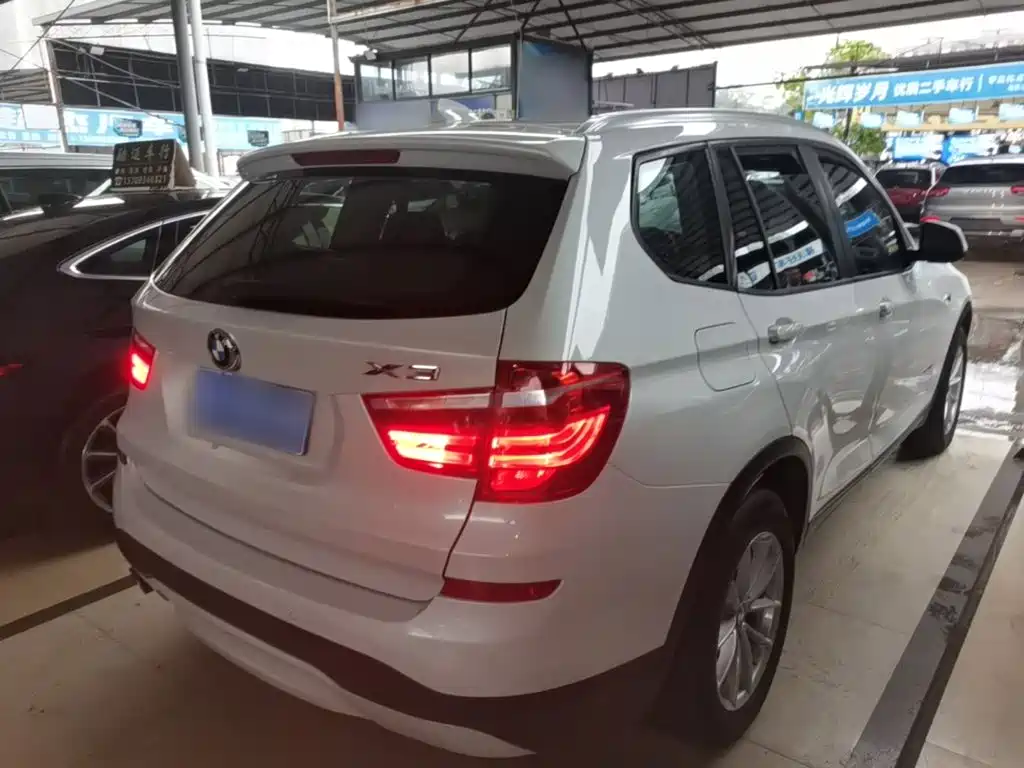 BMW X3 (Import) — миниатюра 7