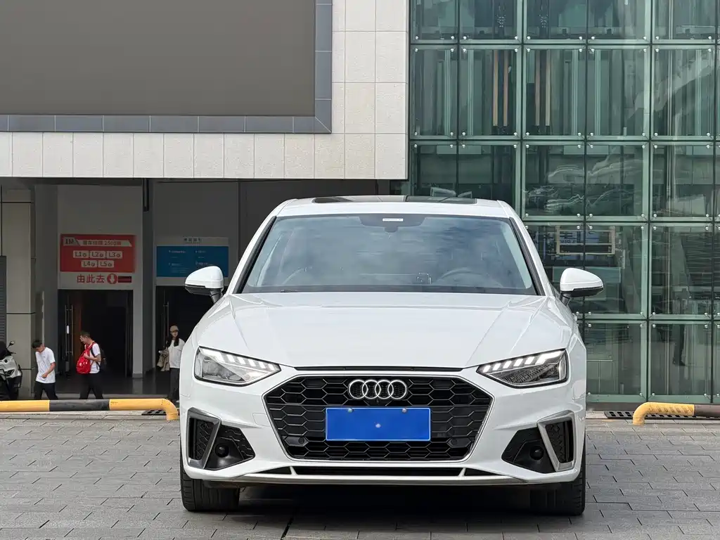 Audi A4L — миниатюра 2