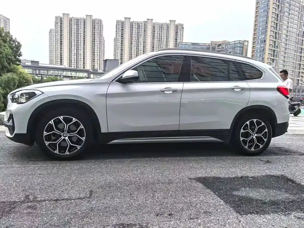 BMW X1 — миниатюра 4