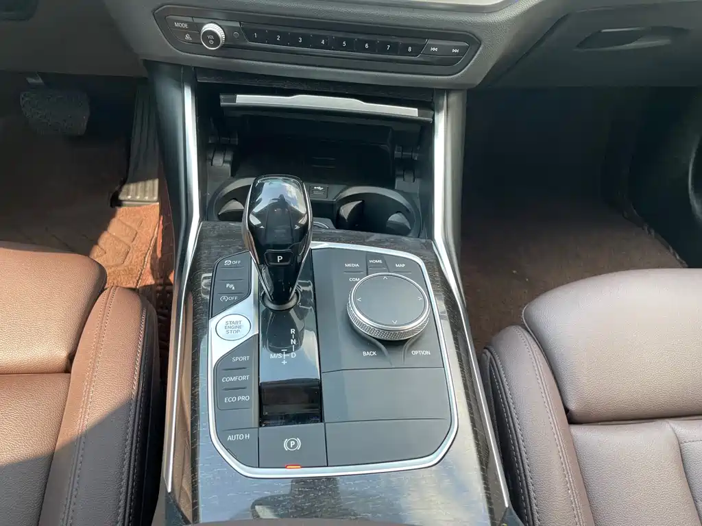BMW 3 Series — миниатюра 13