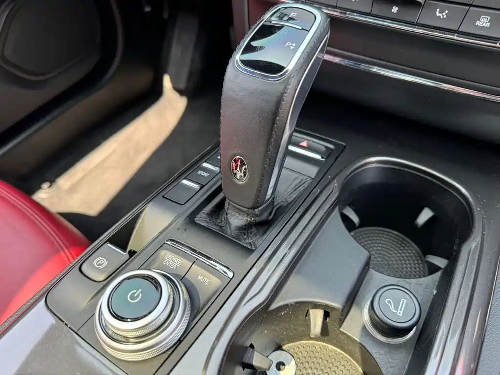 Maserati Ghibli 2022 2.0T GT
