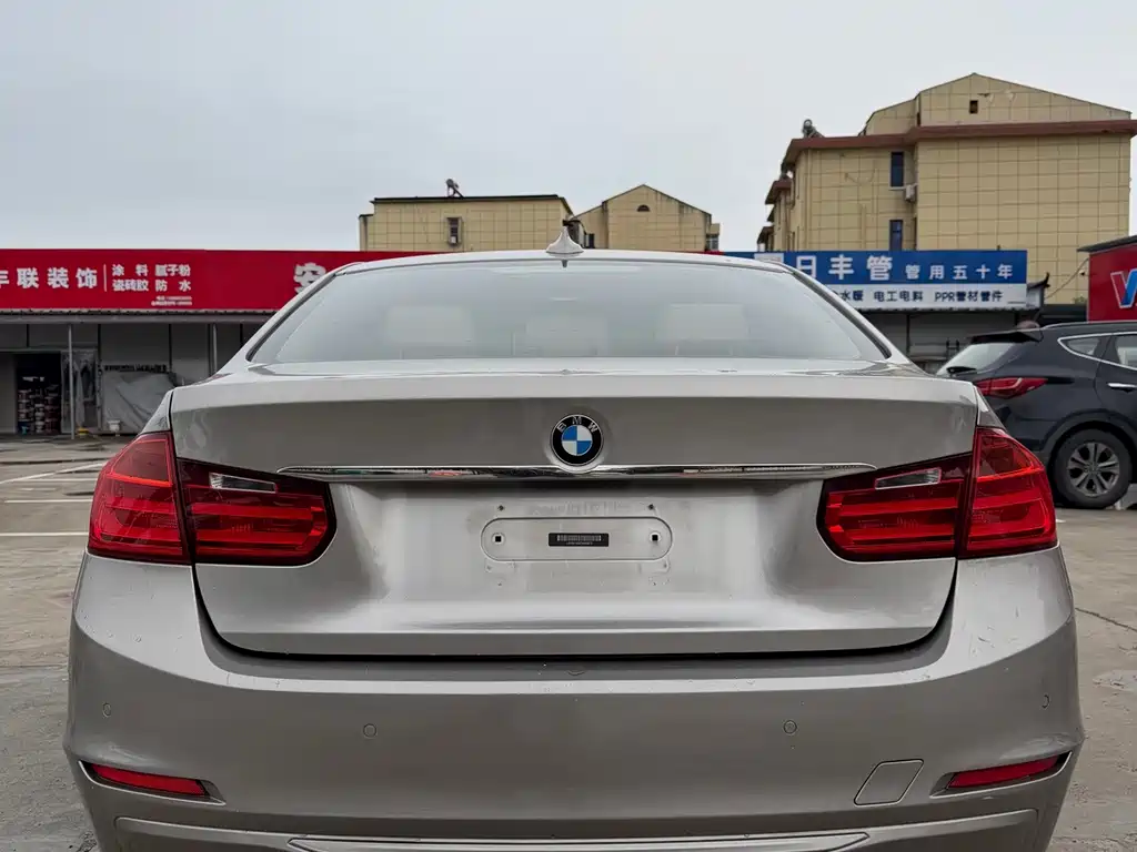 BMW 3 Series — миниатюра 7