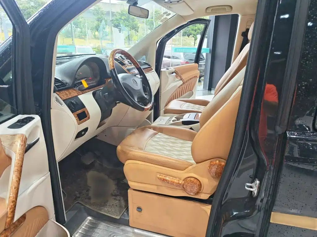 Mercedes-Benz Vito — миниатюра 12