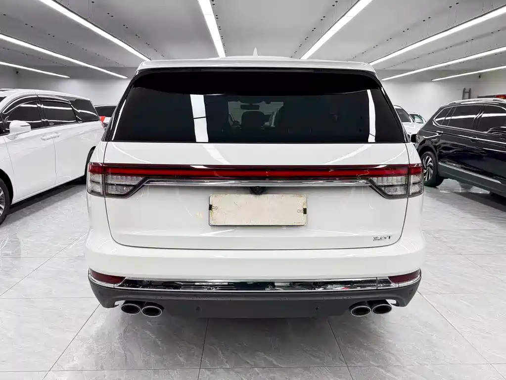 Lincoln Aviator — миниатюра 5