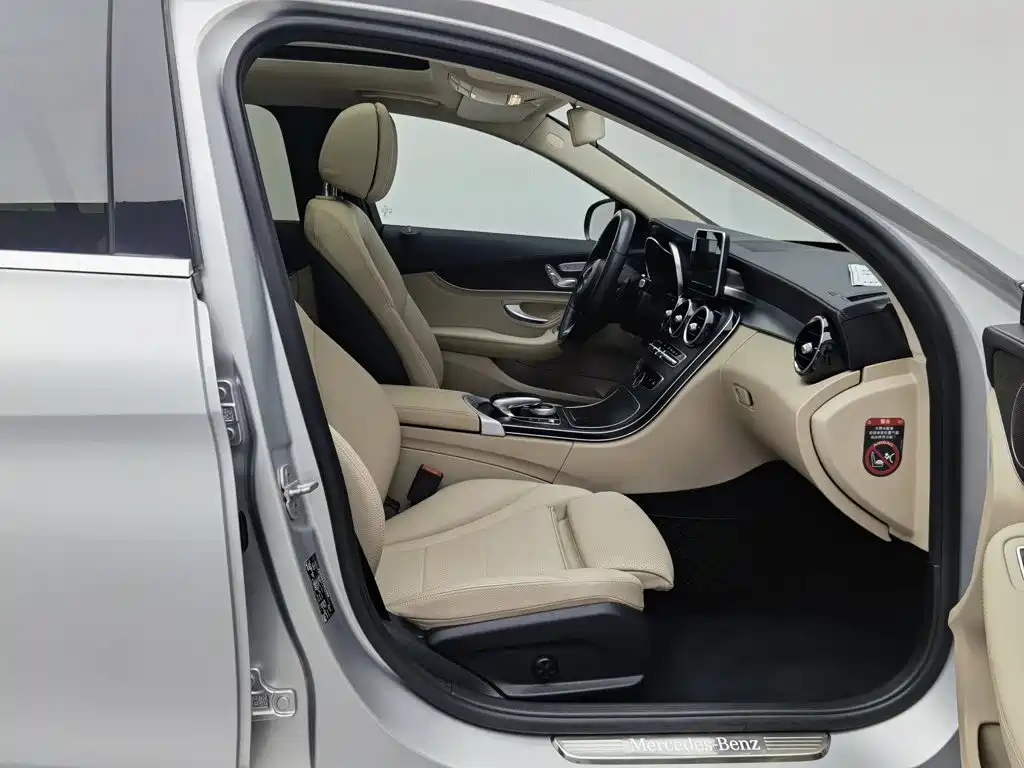 Mercedes-Benz C-Class — миниатюра 23