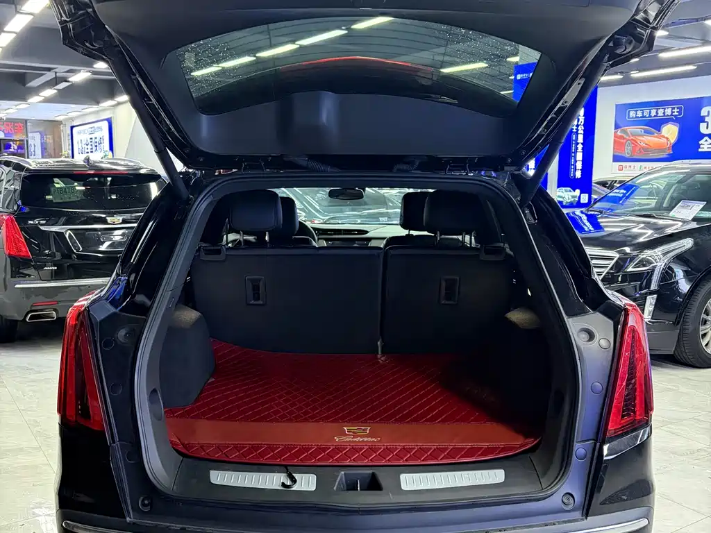 Cadillac XT5 — миниатюра 11