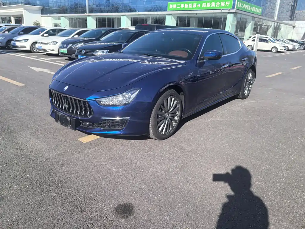 MASERATI GHIBLI