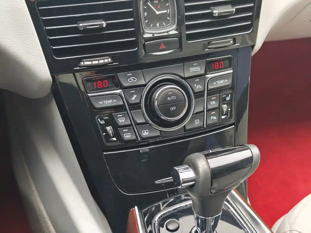 Hongqi Hongqi H7 — миниатюра 20