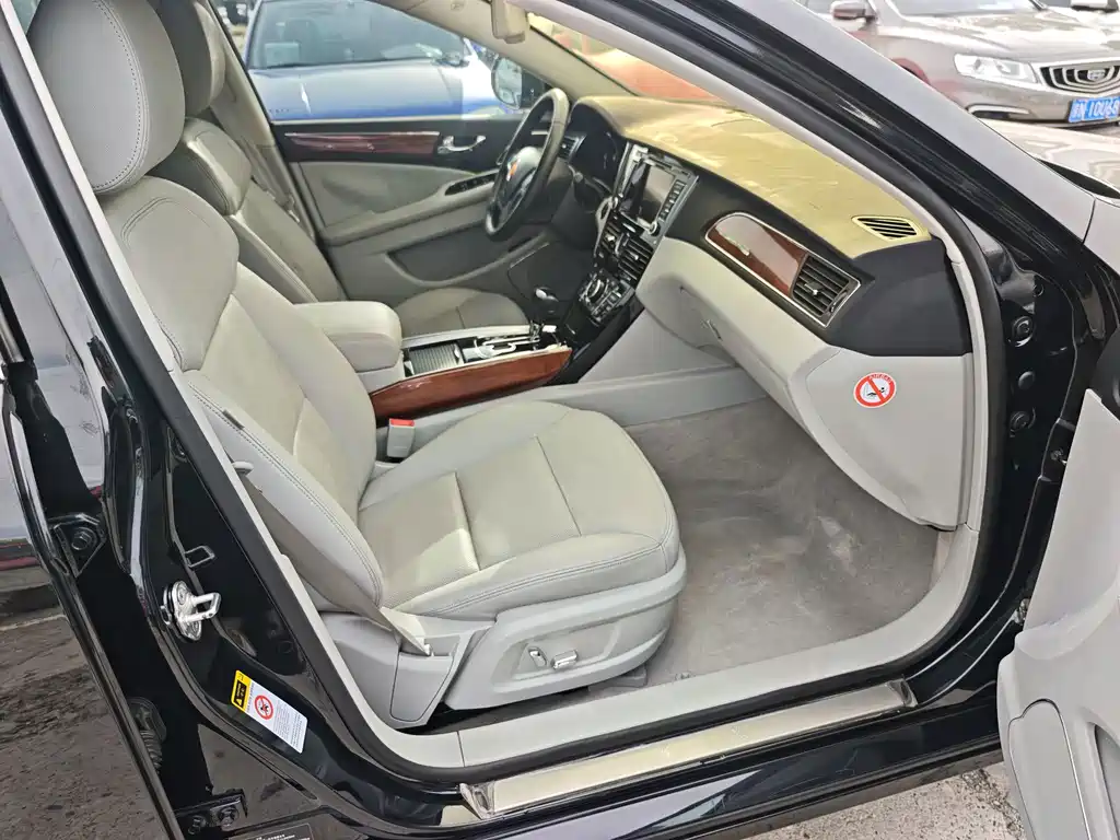 Hongqi Hongqi H7 — миниатюра 9