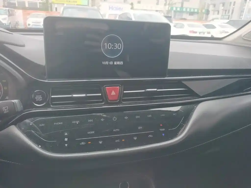 JAC X4 — миниатюра 13