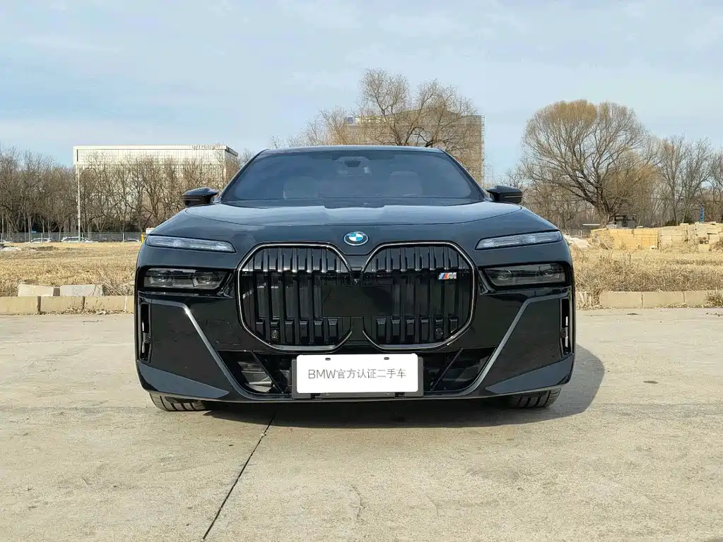 BMW I7 M70L