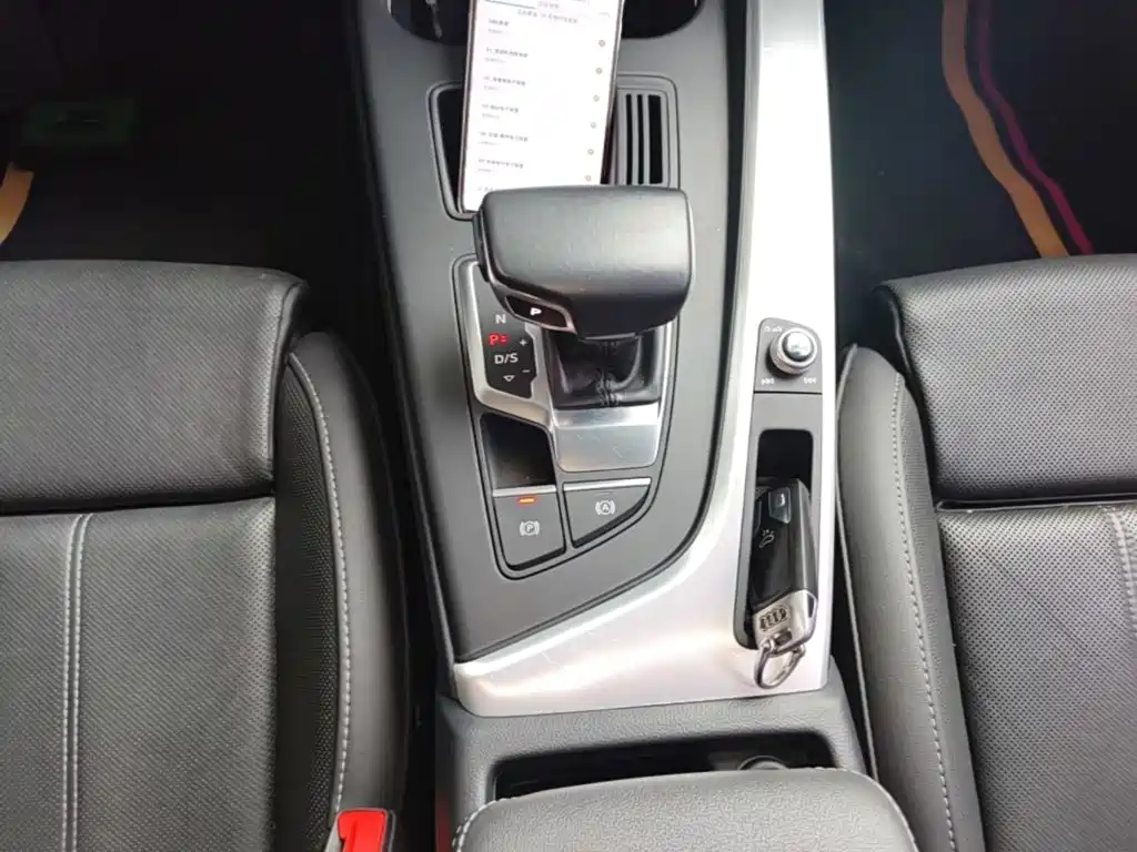 Audi A4L — миниатюра 14