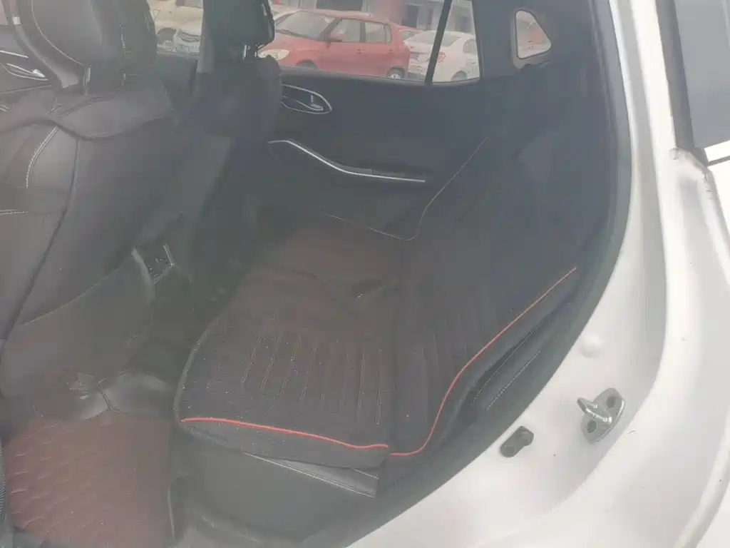 JAC X4 — миниатюра 17