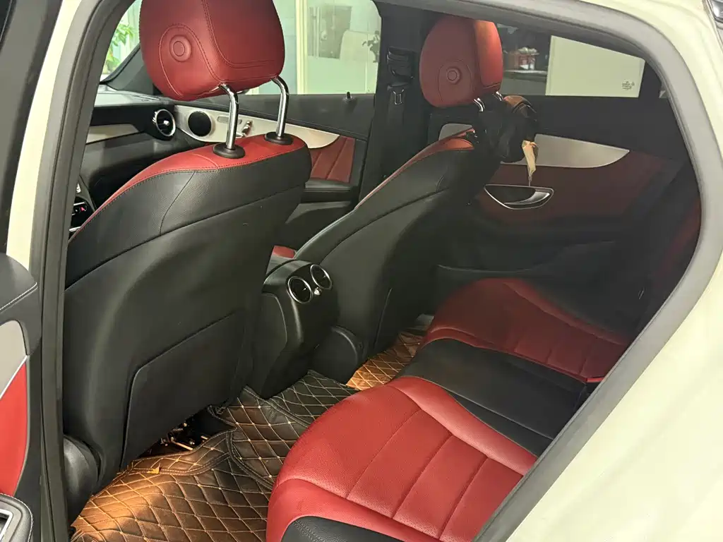 Mercedes-Benz GLC 2021 GLC 260 4MATIC SUV