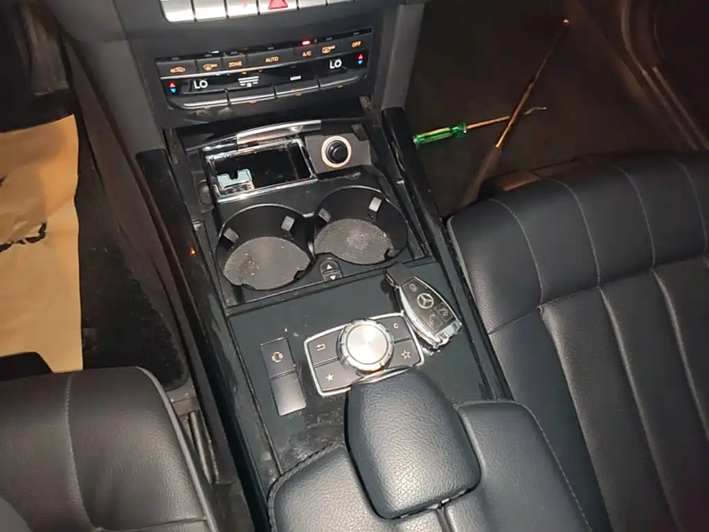 Mercedes-Benz E-Class — миниатюра 14