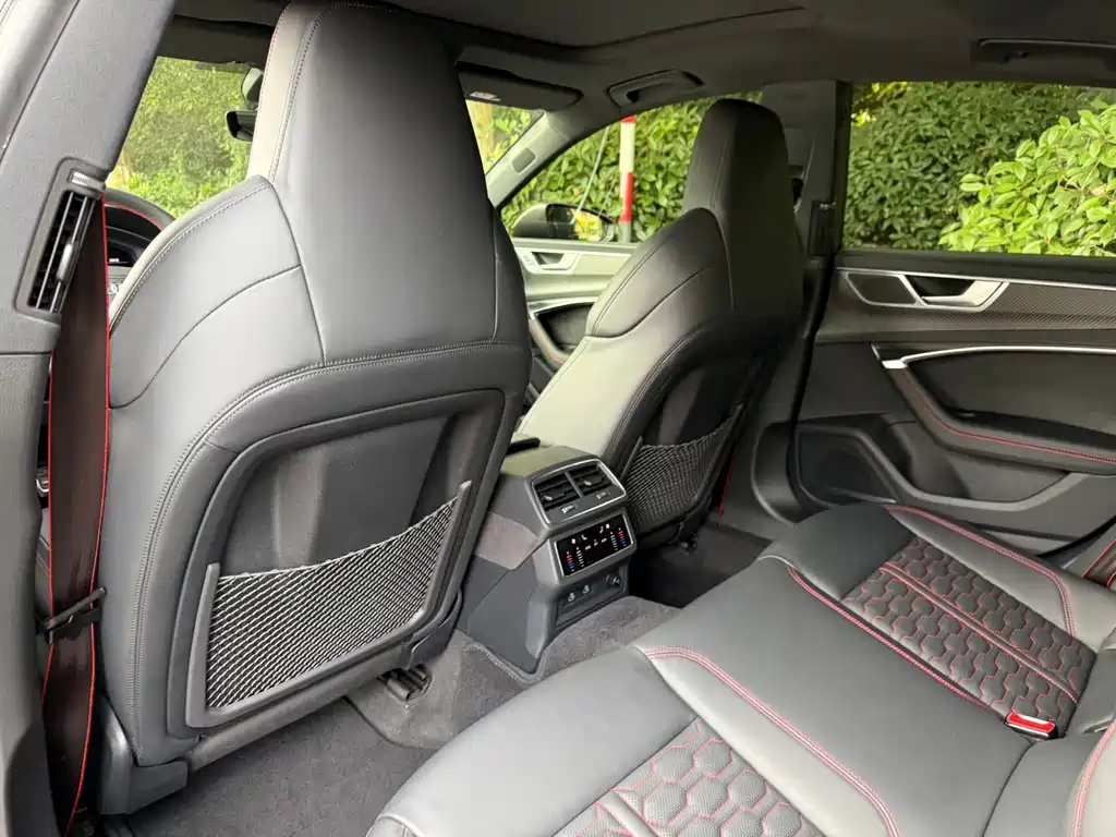 Audi RS 7 — миниатюра 12