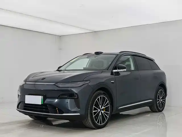 ZERO-RUNNING CAR ZERO RUN C11 2025