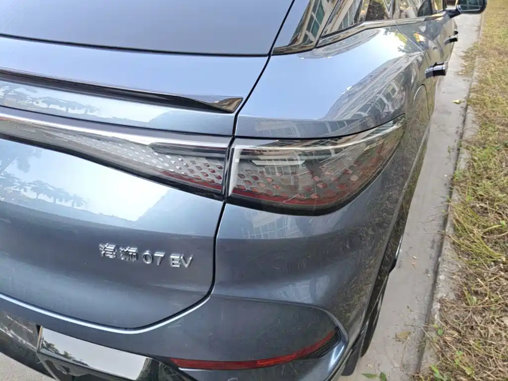 BYD Sealion 07 EV — миниатюра 8