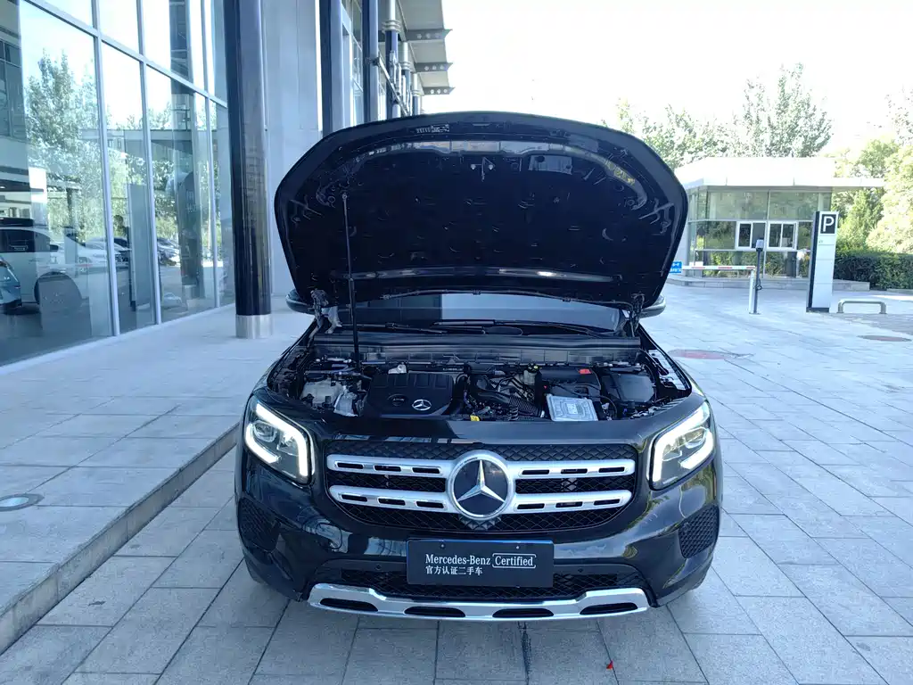 Mercedes-Benz GLB — миниатюра 14