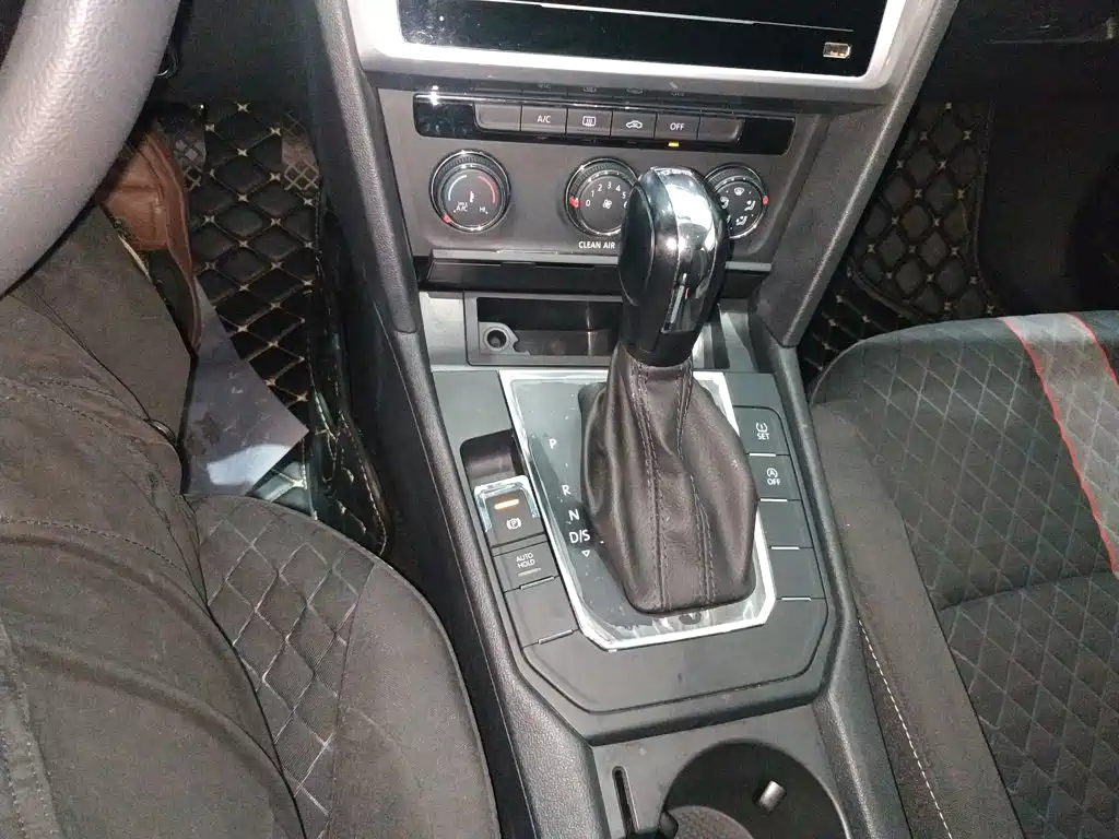Volkswagen Lamando — миниатюра 14