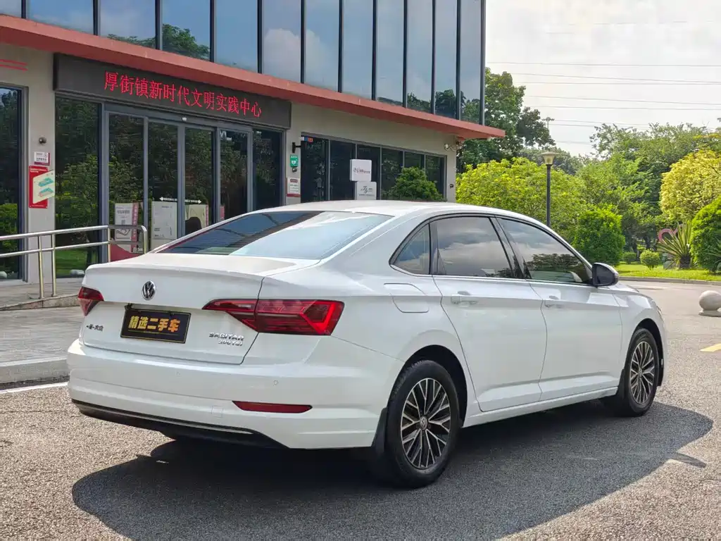 Volkswagen Sagitar — миниатюра 4
