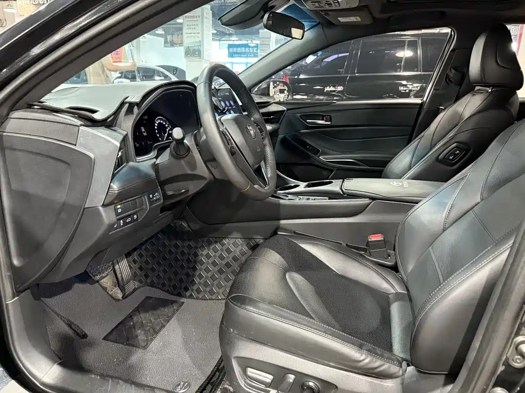 Toyota Avalon — миниатюра 4