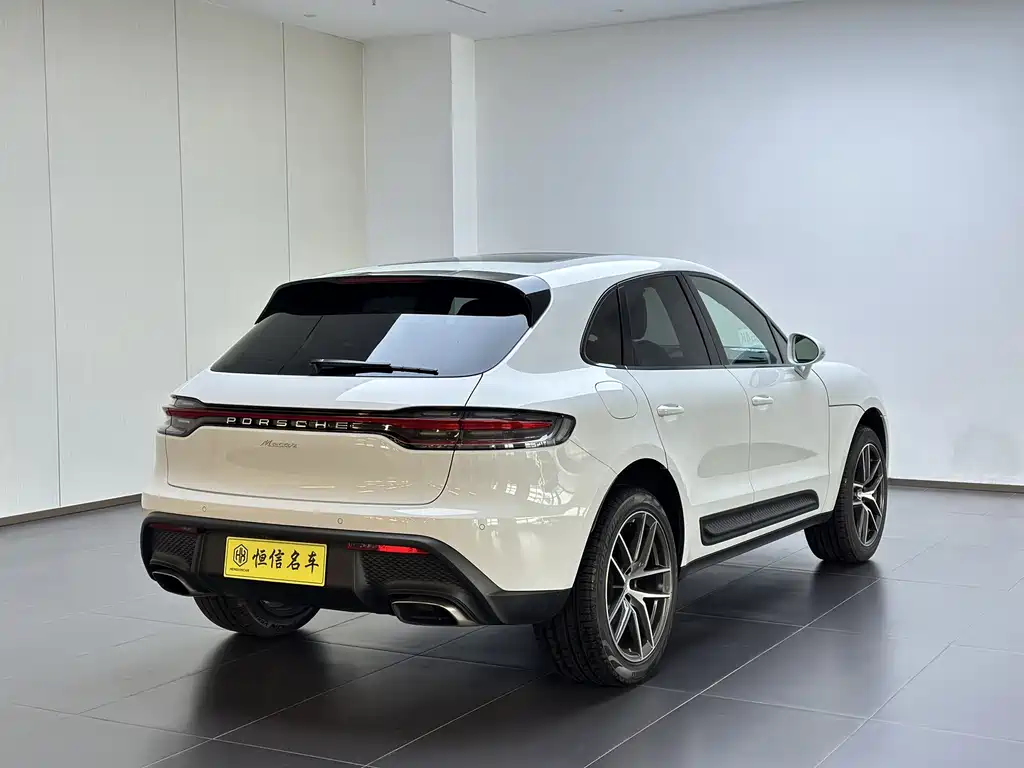 Porsche Macan — миниатюра 6