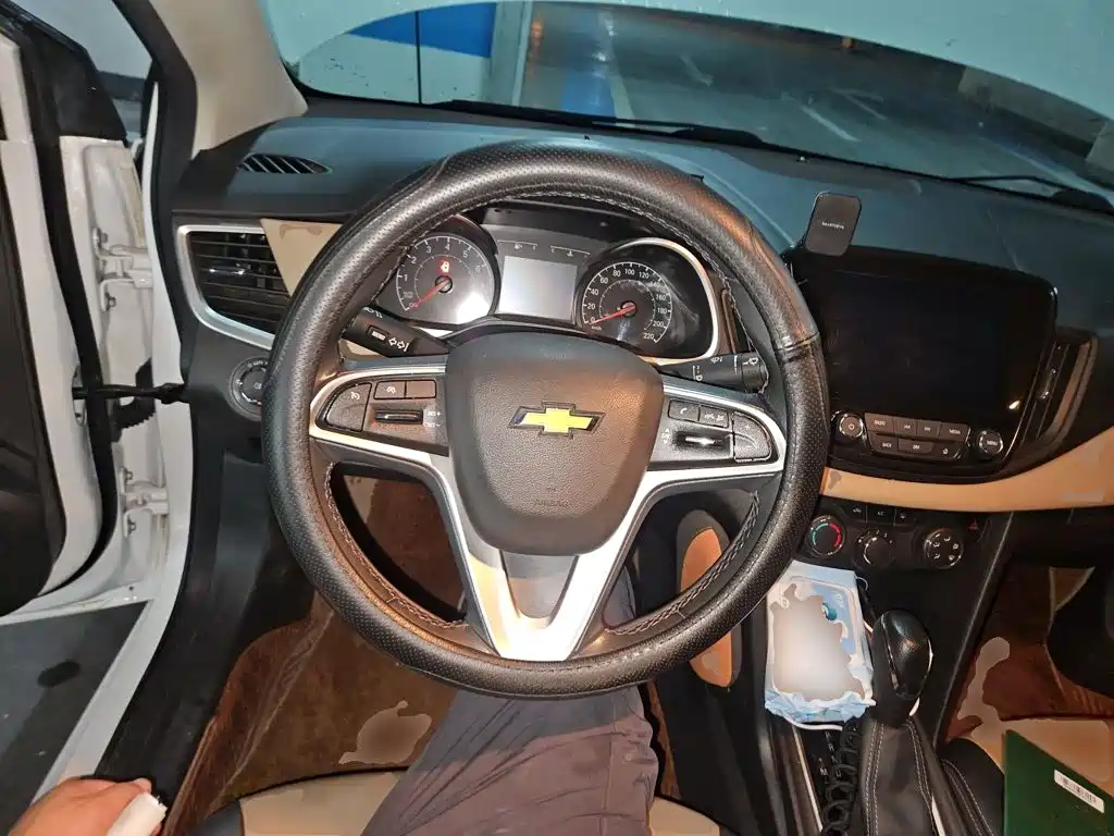 Chevrolet Monza — миниатюра 11