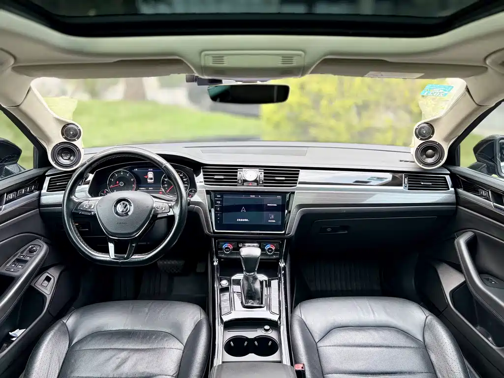 Volkswagen Phideon — миниатюра 5