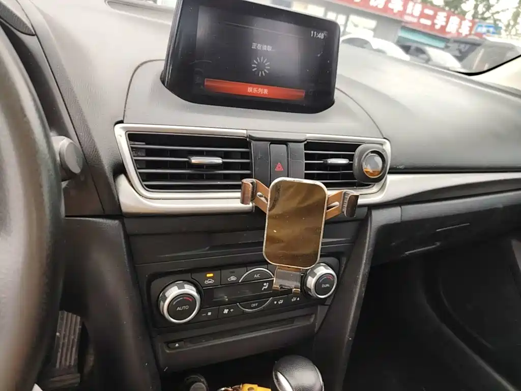 Mazda 3 Axela — миниатюра 13