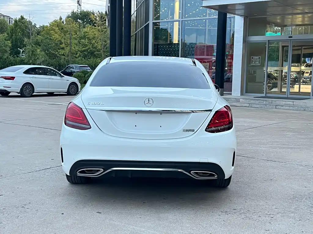 Mercedes-Benz C-Class — миниатюра 5