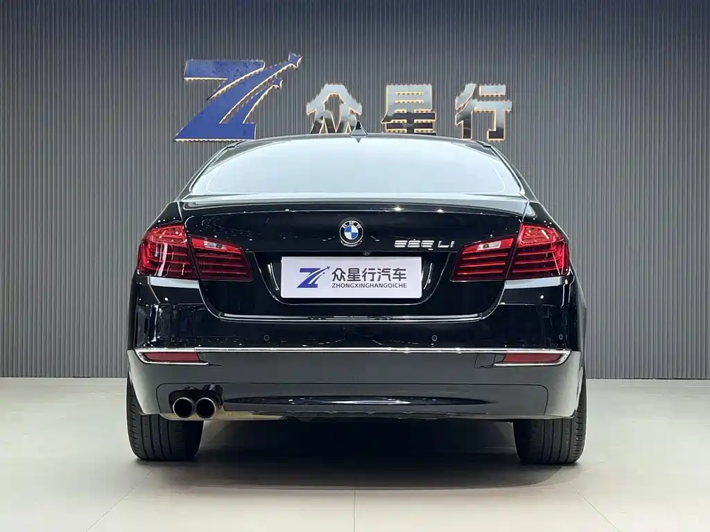 BMW 5 Series — миниатюра 3