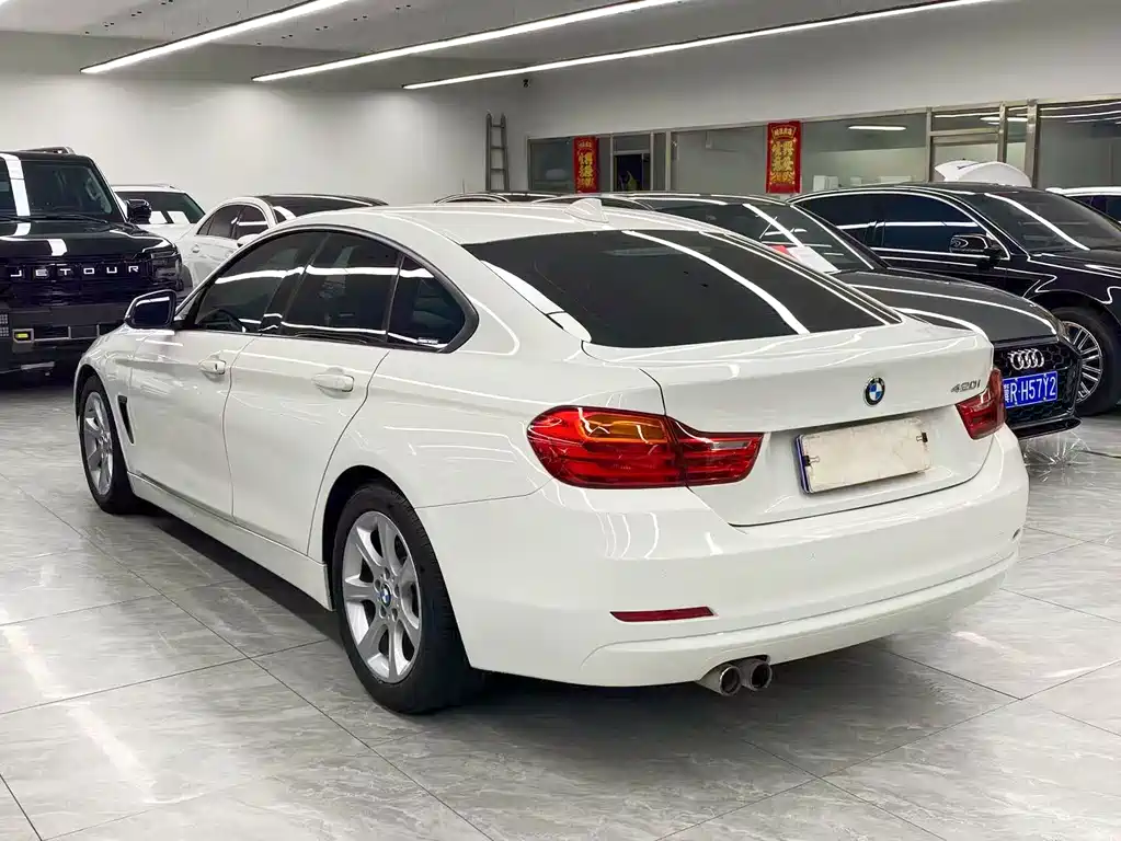BMW 4 Series — миниатюра 4