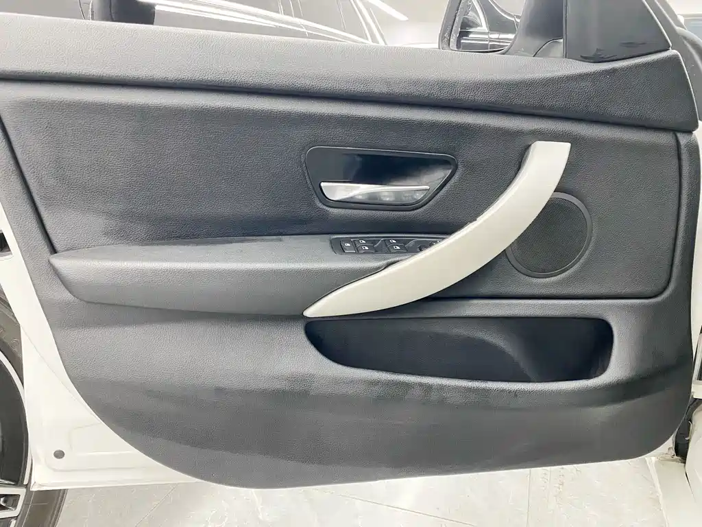 BMW 4 Series — миниатюра 10