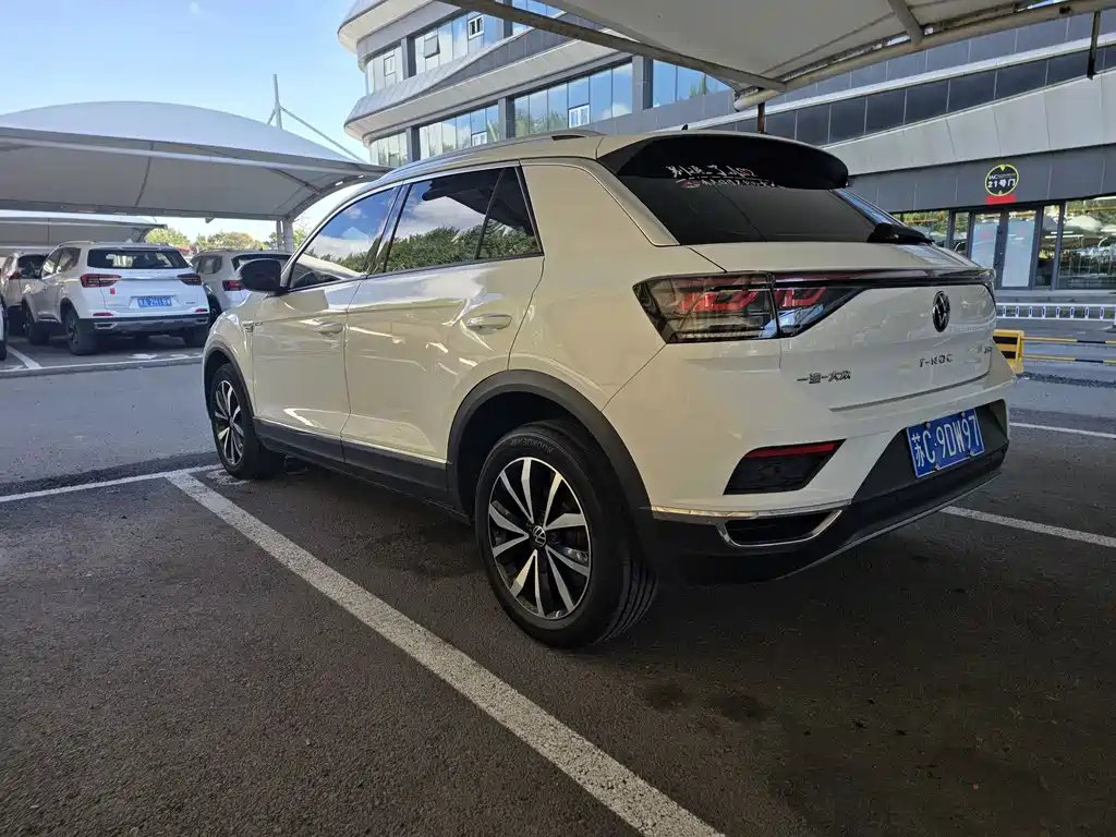 Volkswagen T-Roc — миниатюра 22