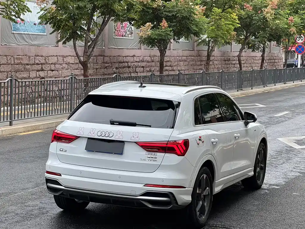 Audi Q3 — фотографии объявления, Фото 10