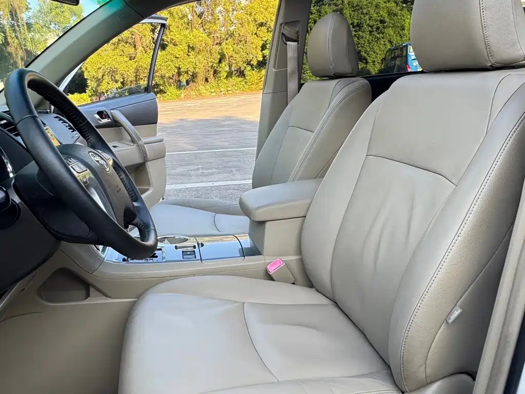 Toyota Highlander — миниатюра 9