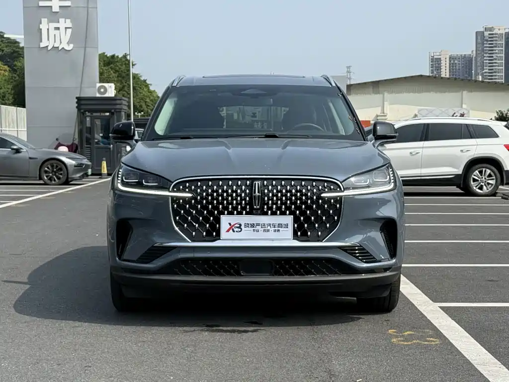 Lincoln Aviator — миниатюра 2