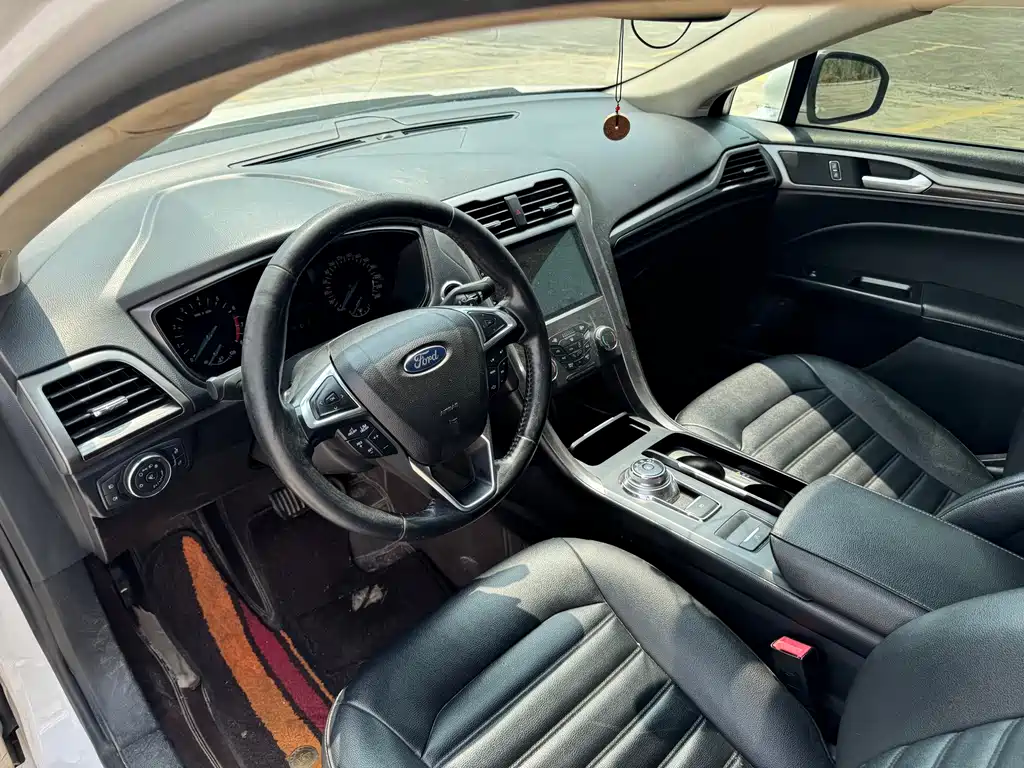 Ford Mondeo — миниатюра 9