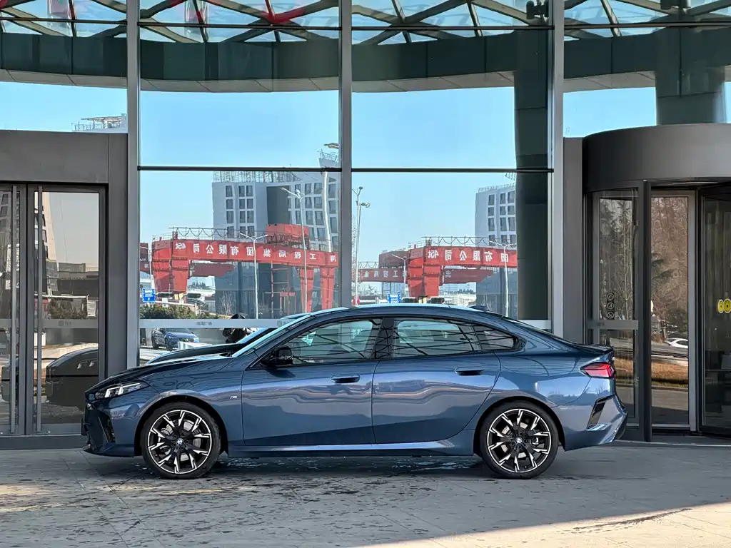 BMW 2 Series 2 2025 225L M Sport