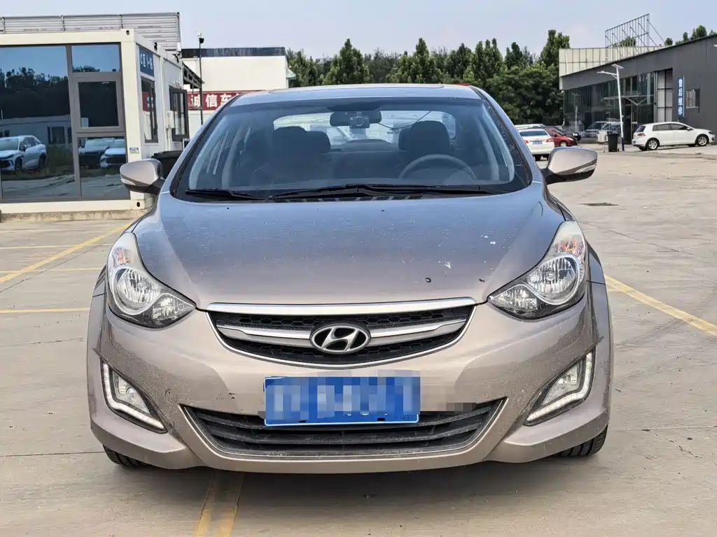 Hyundai Elantra 2015 1.6L AT Lead