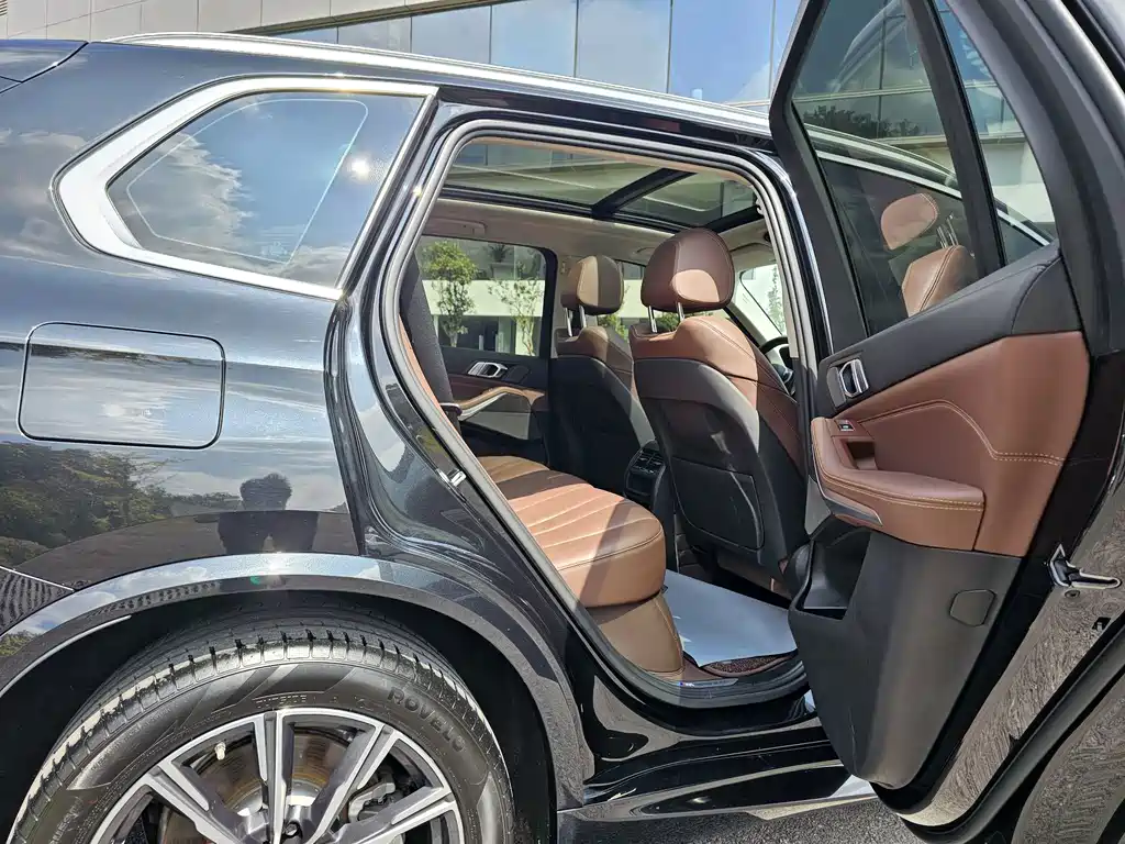 BMW X5 (Import) — миниатюра 9