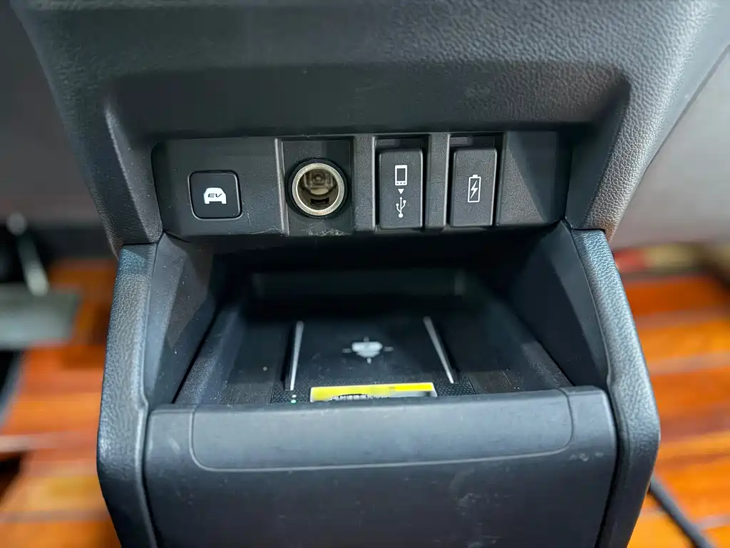 Honda Elysion — миниатюра 25