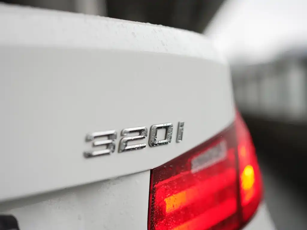 BMW 3 Series — миниатюра 2